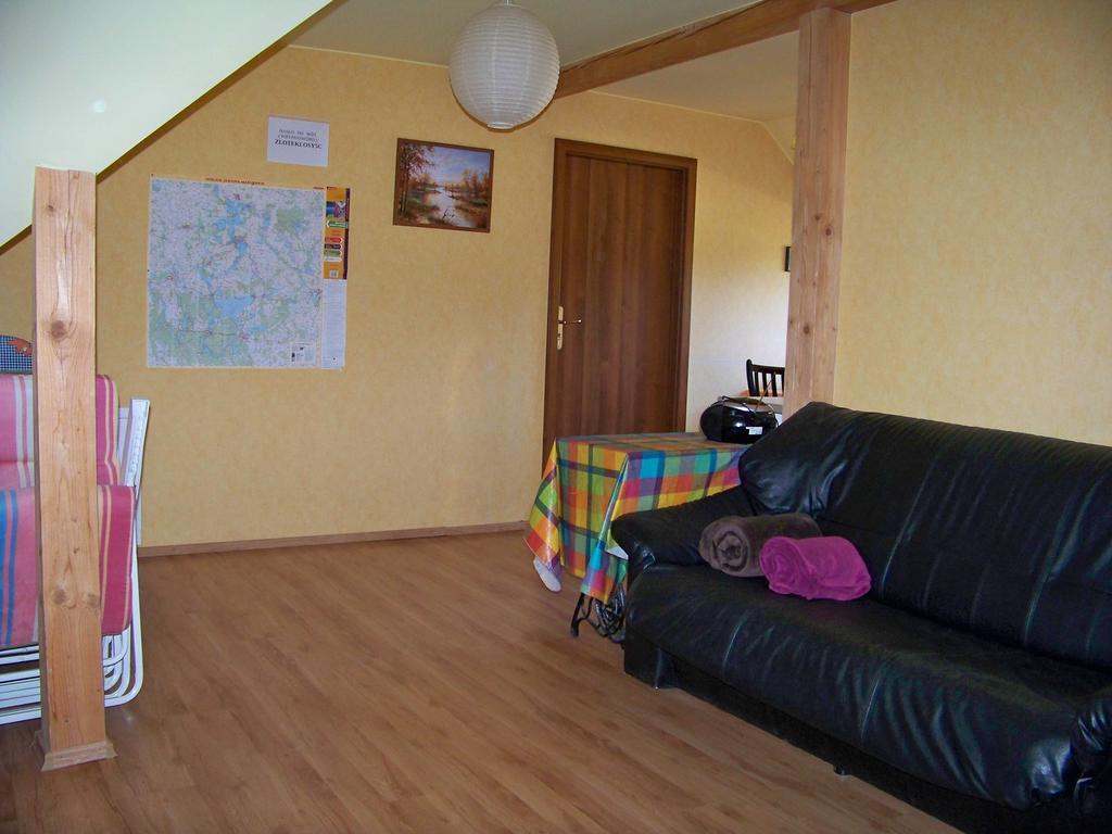 Dw Zlote Klosy Wrony Exteriér fotografie